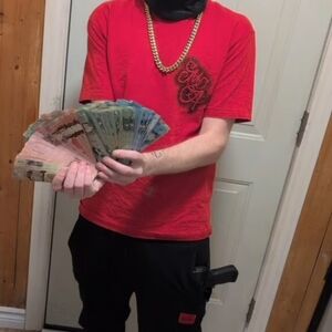 Meet your Posher, Conner